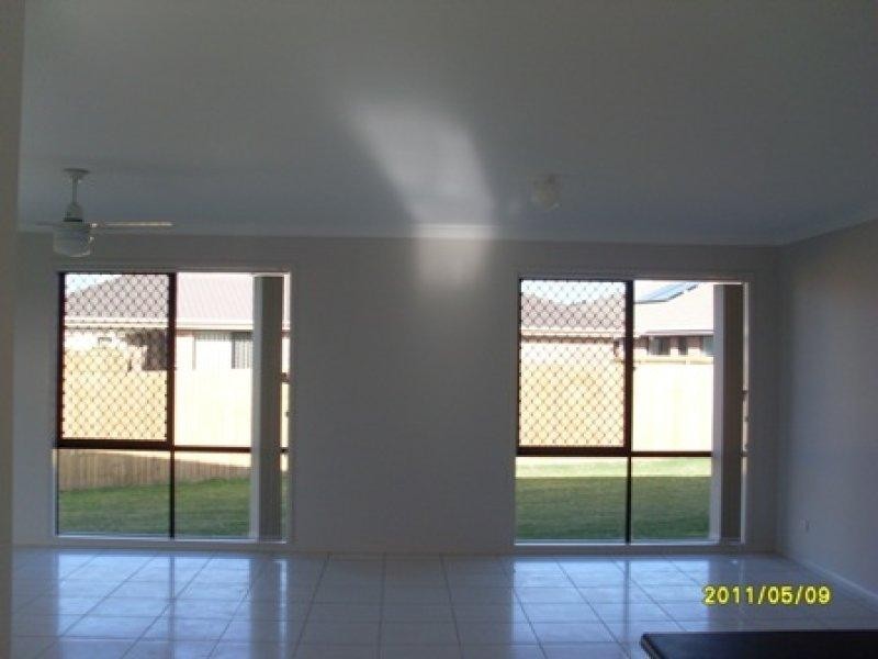 10 Kite Ct, Eagleby QLD 4207