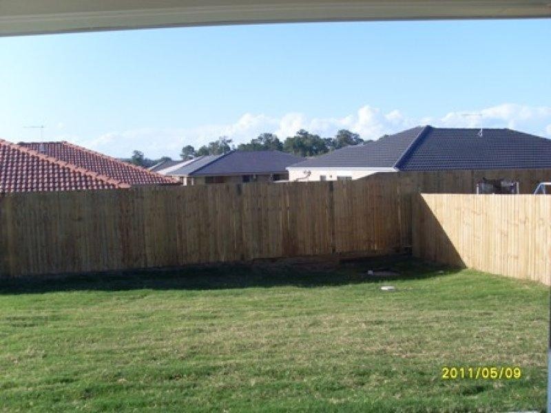 10 Kite Ct, Eagleby QLD 4207