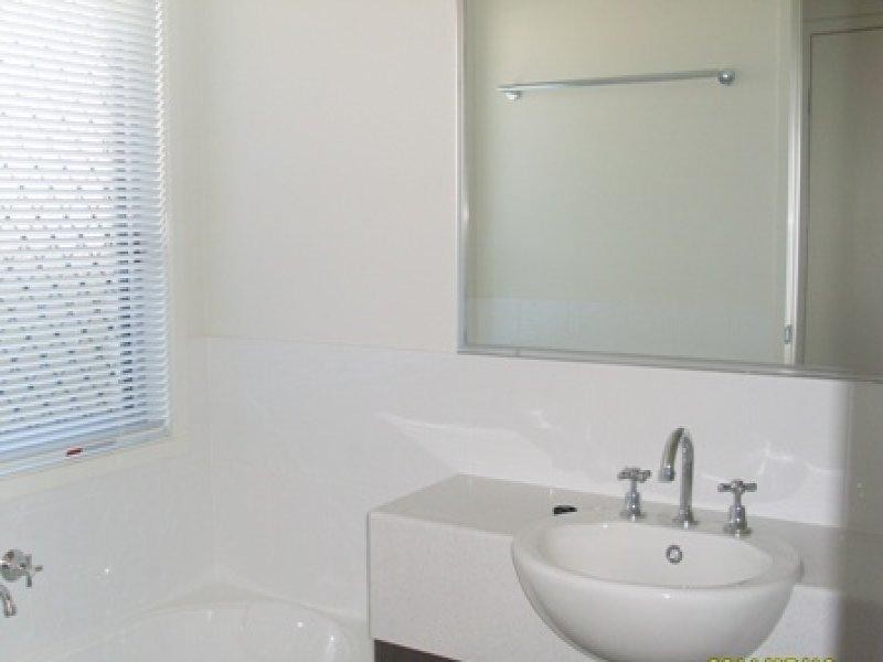 26 Twin Rivers Dr, Eagleby QLD 4207
