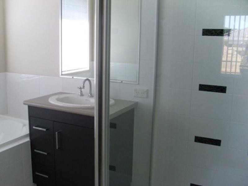 28 Twin Rivers  Dr, Eagleby QLD 4207