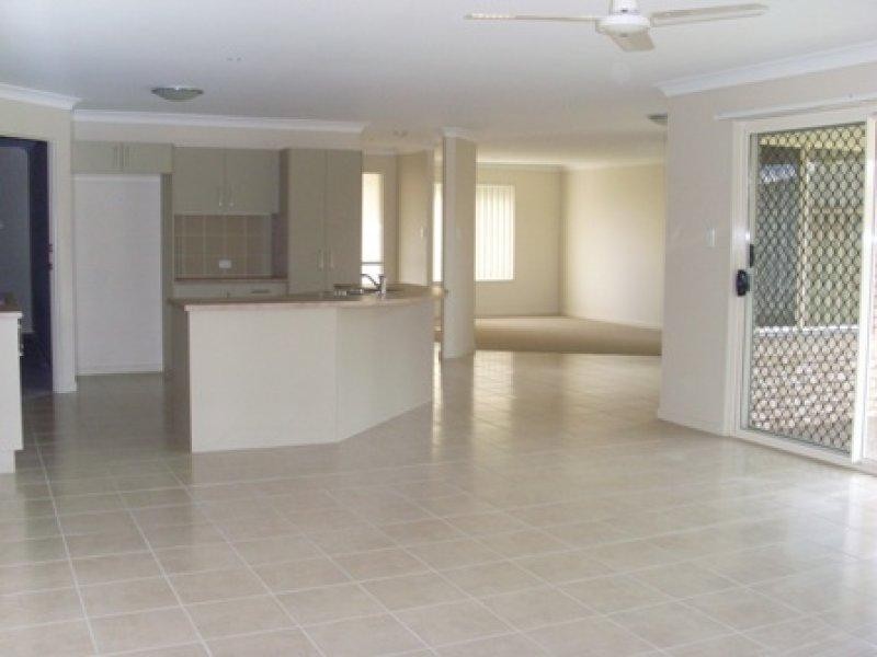 11 Sandpiper  Cct, Eagleby QLD 4207