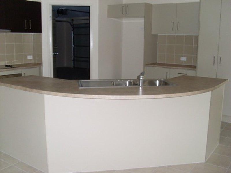 11 Sandpiper  Cct, Eagleby QLD 4207