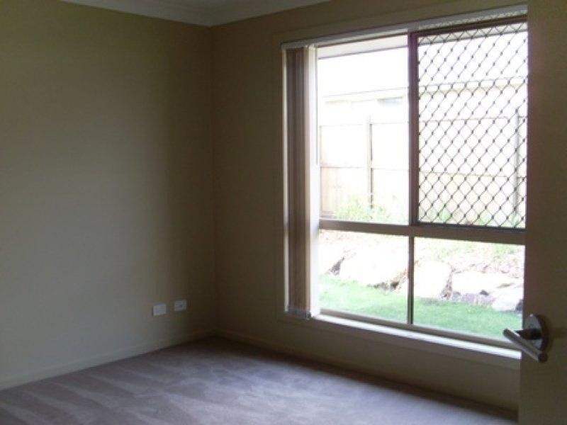 44 Penrose Cct, Redbank Plains QLD 4301