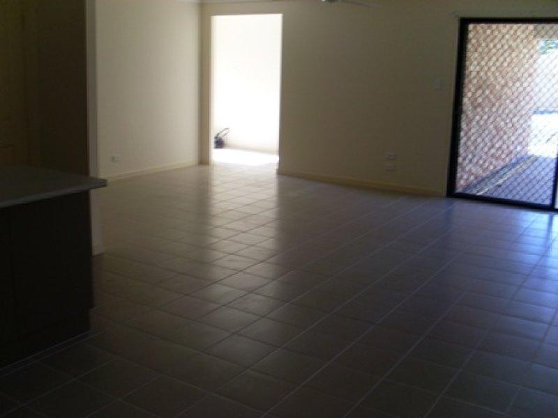 15 Chanel  Pl, Durack QLD 4077
