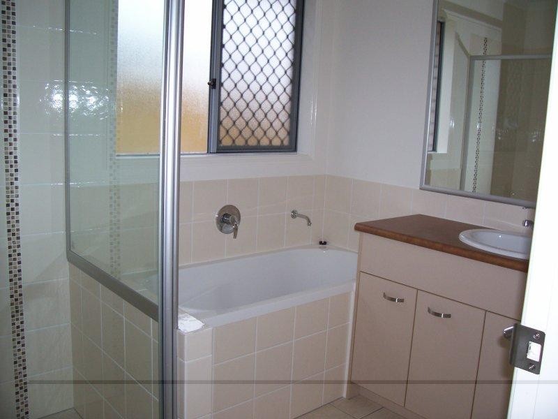 26 Conradi Ave, Crestmead QLD 4132