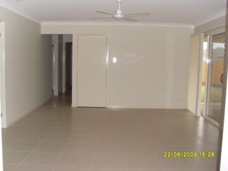 4 Starling  St, Eagleby QLD 4207