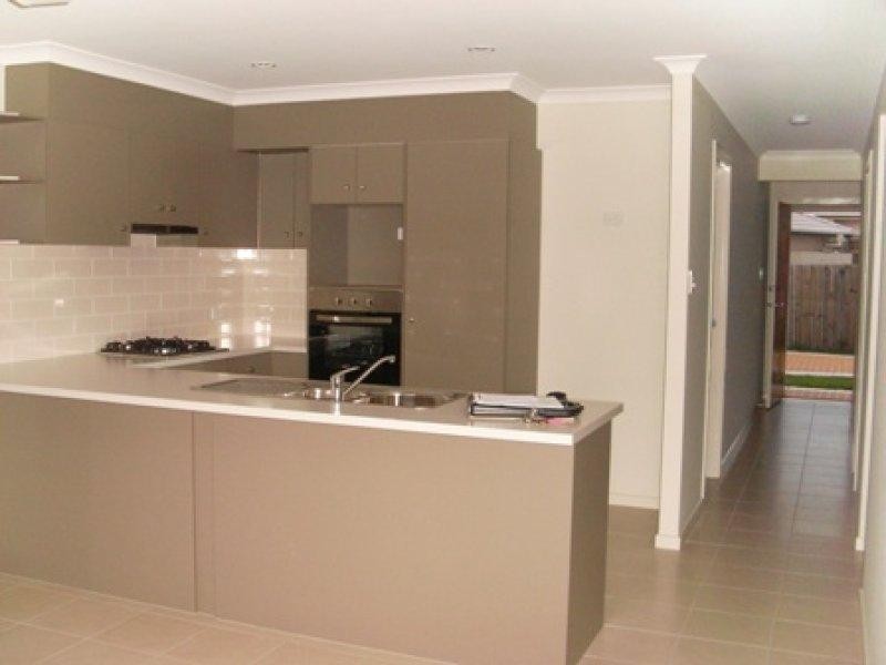 9 Wandera Ct, Redbank Plains QLD 4301