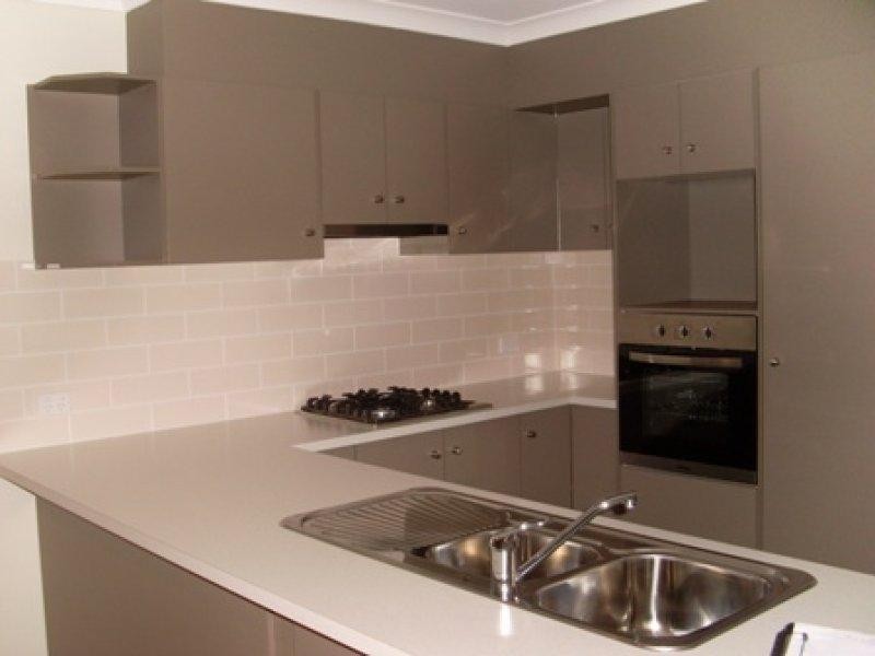 9 Wandera Ct, Redbank Plains QLD 4301