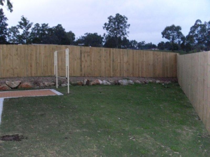 9 Wandera Ct, Redbank Plains QLD 4301