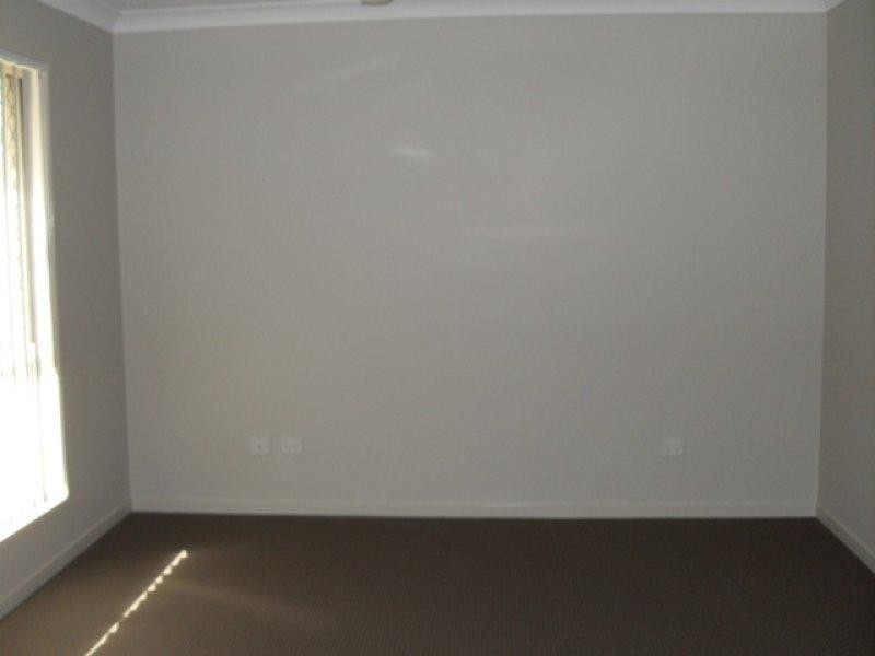 5 Mary Jane  Ct, Joyner QLD 4500