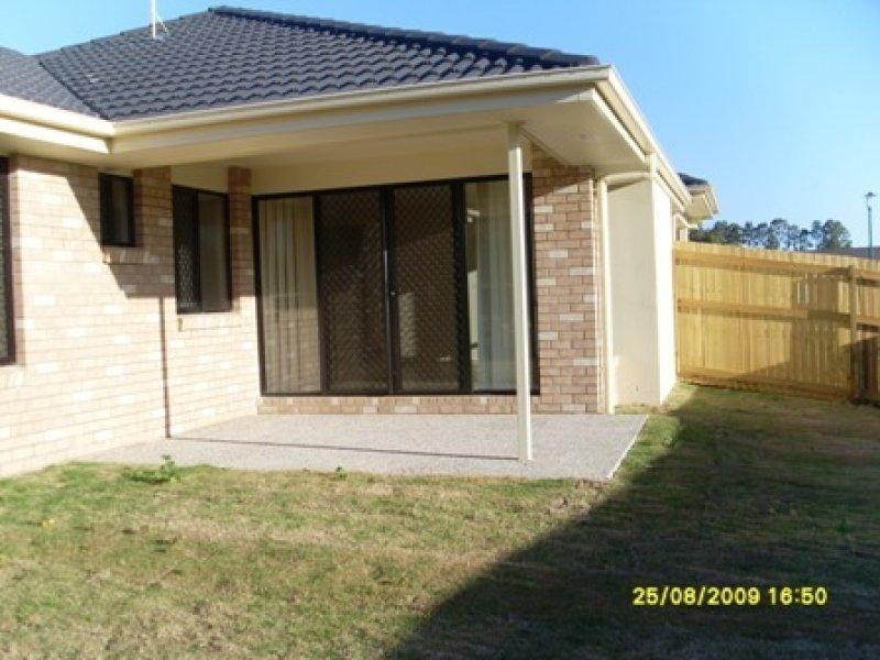 35 Tindle St, Redbank Plains QLD 4301