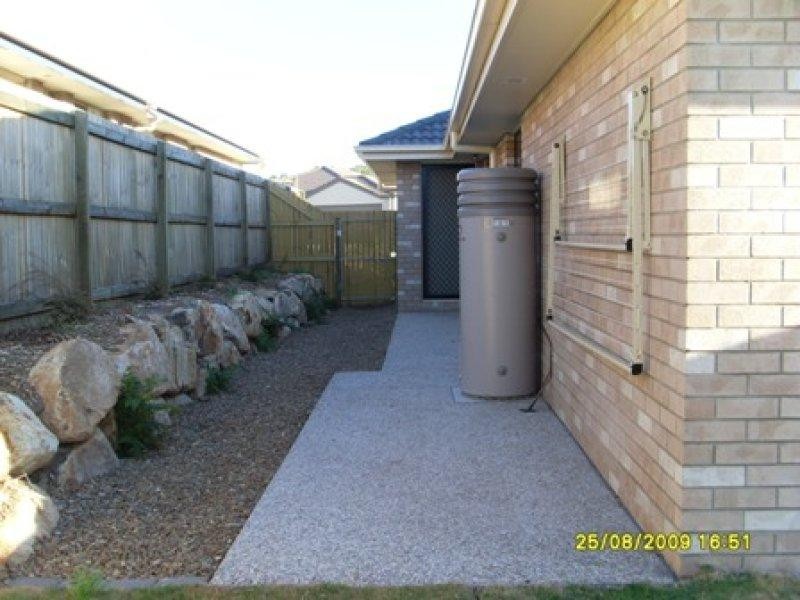 35 Tindle St, Redbank Plains QLD 4301
