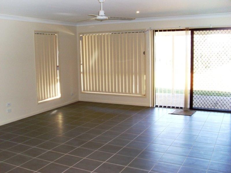 7 Eloise  Pl, Sumner QLD 4074