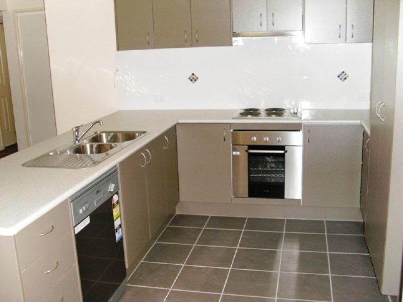 7 Eloise  Pl, Sumner QLD 4074