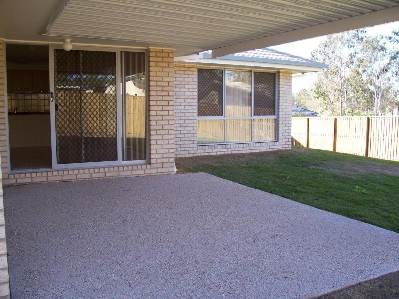 6 Willow Pl, Heathwood QLD 4110