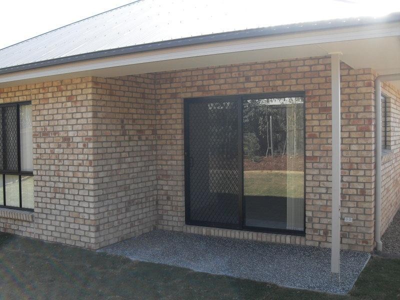 24 Freeman  St, North Lakes QLD 4509