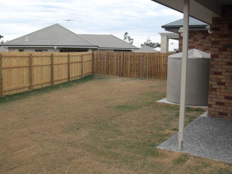 28 Lanagan  Cct, North Lakes QLD 4509