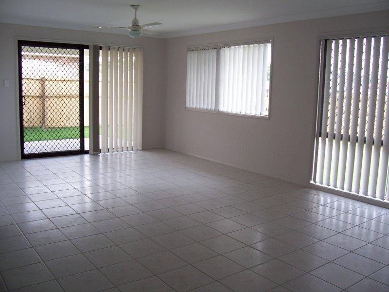 1 Dudley  Ct, Crestmead QLD 4132