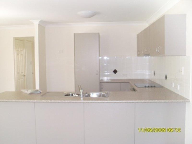 11 Patsy  Cres, Redbank Plains QLD 4301