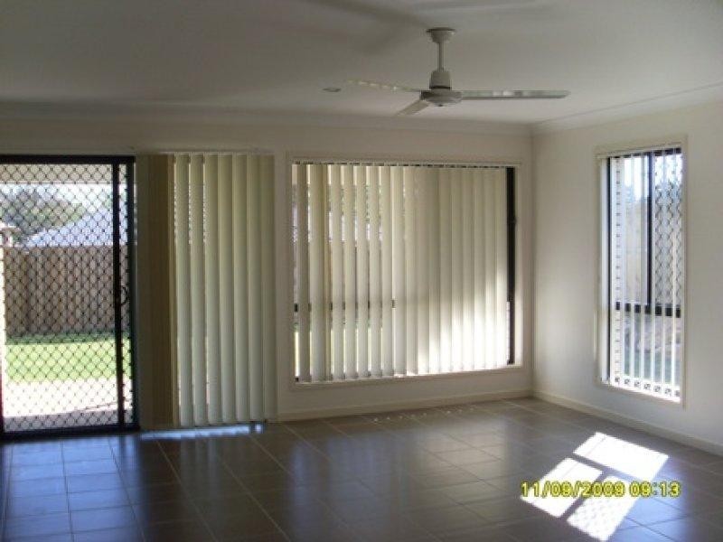 11 Patsy  Cres, Redbank Plains QLD 4301