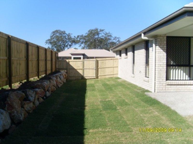 11 Patsy  Cres, Redbank Plains QLD 4301