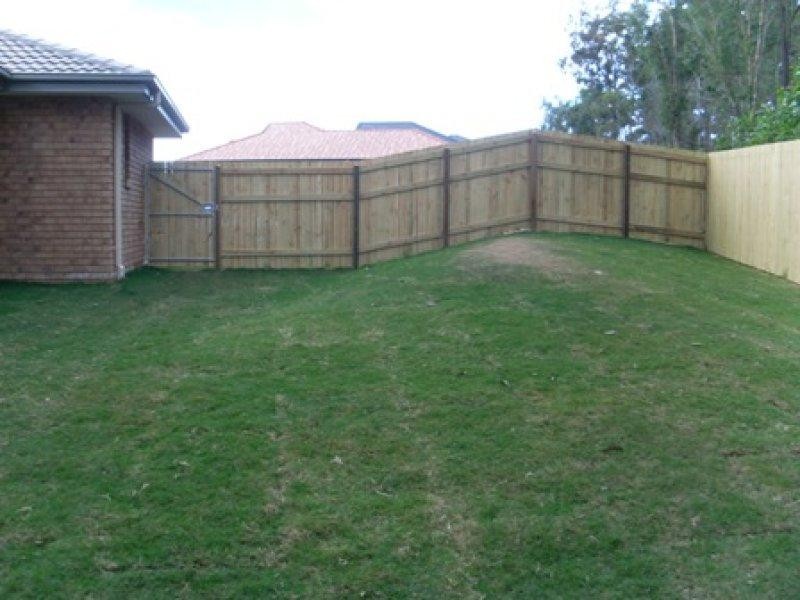 25 Siffleet St, Bellbird Park QLD 4300