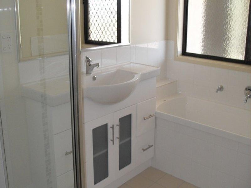 31 Castlewellan  Cct, Warner QLD 4500