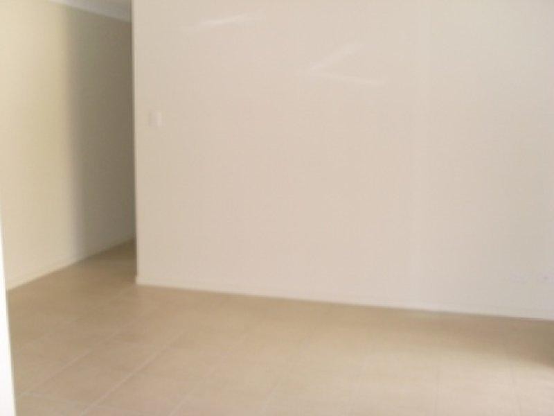 8 Nathan Cl, Redbank Plains QLD 4301