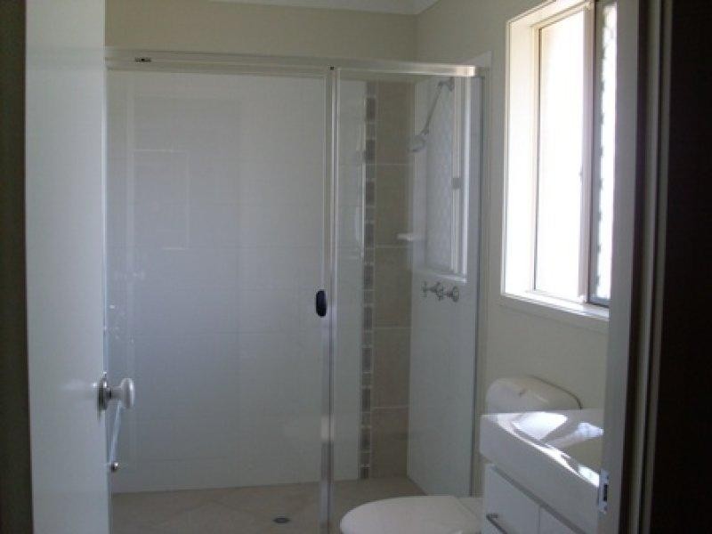 8 Nathan Cl, Redbank Plains QLD 4301