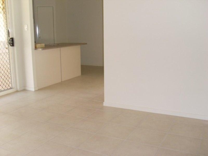 8 Nathan Cl, Redbank Plains QLD 4301
