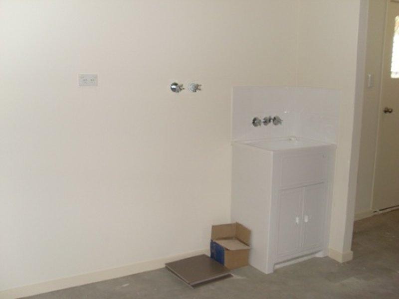 21 Shaun St, Redbank Plains QLD 4301