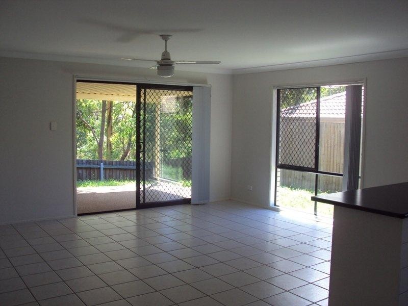 61 Henderson Cres, Drewvale QLD 4116