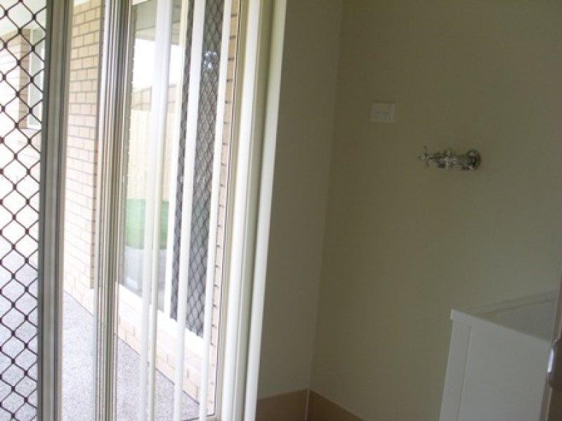 4 Peggy  Cres, Redbank Plains QLD 4301