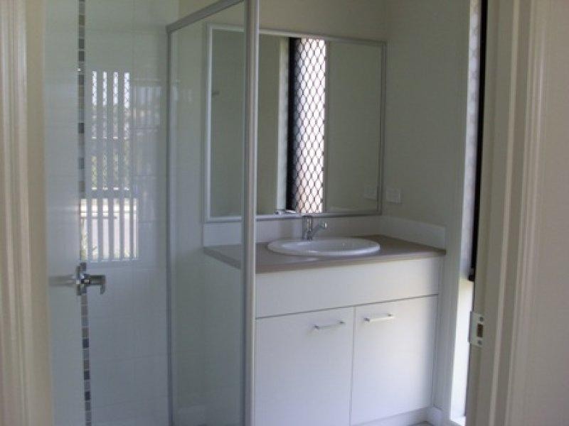 74 Tindle St, Redbank Plains QLD 4301