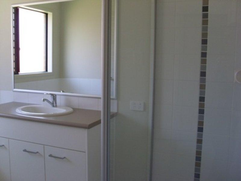 74 Tindle St, Redbank Plains QLD 4301