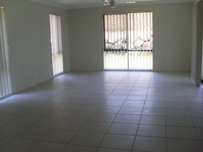 74 Tindle St, Redbank Plains QLD 4301