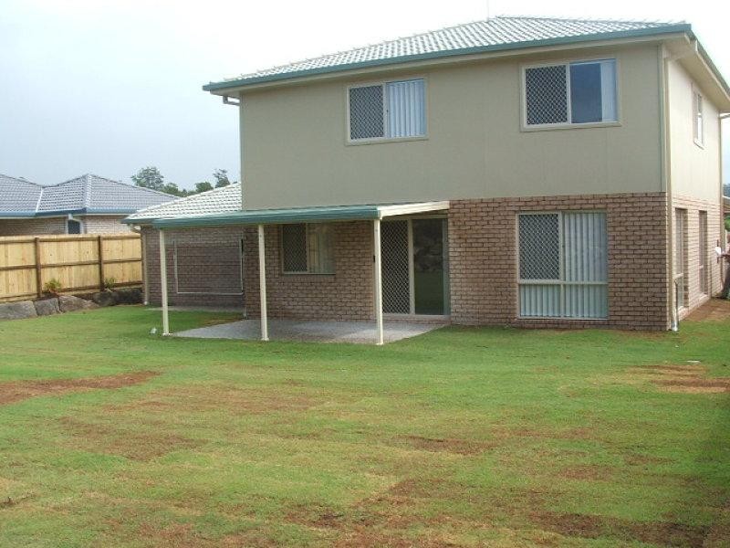 10 Arragan  Ct, Pacific Pines QLD 4211