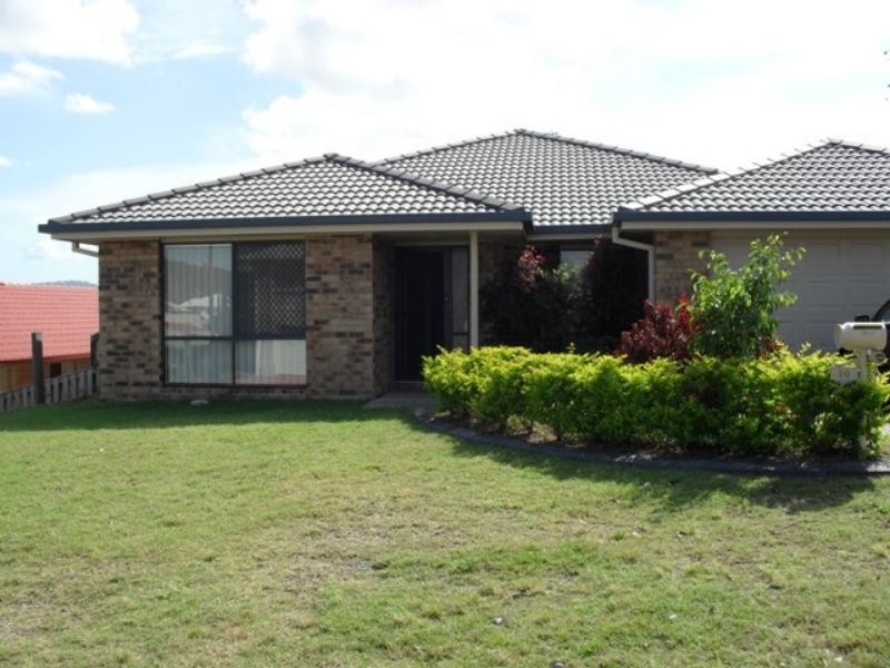 10 Ainsworth St, Pacific Pines QLD 4211