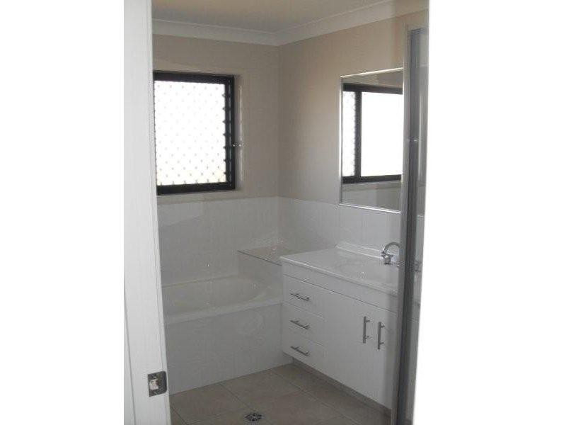 79 Sears Pde, North Lakes QLD 4509