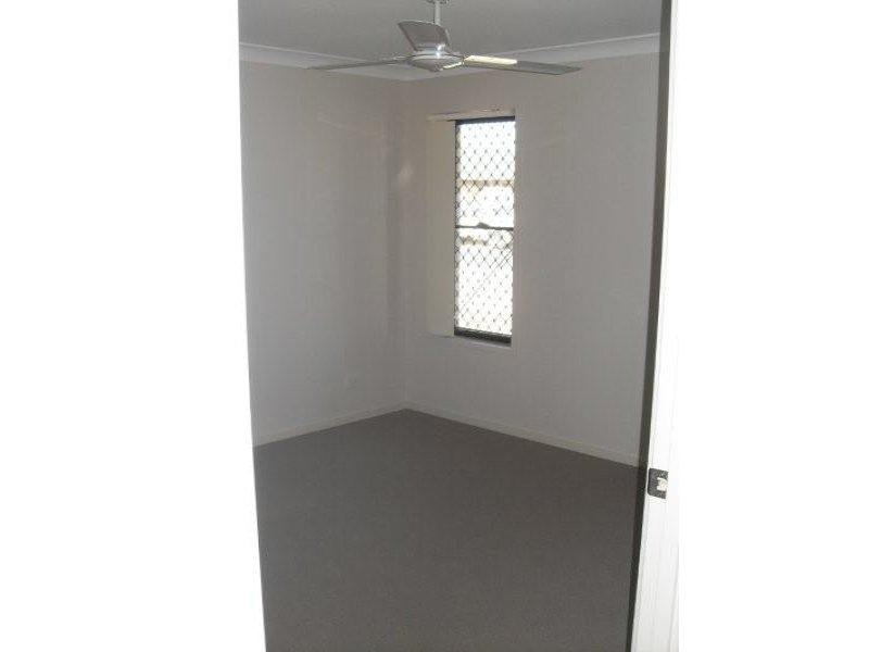 79 Sears Pde, North Lakes QLD 4509