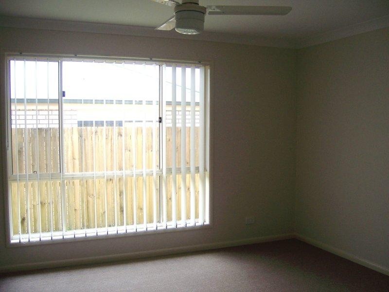 26 Darryl St, Loganlea QLD 4131