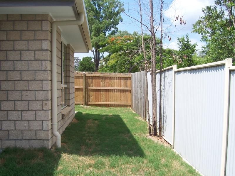 26 Darryl St, Loganlea QLD 4131