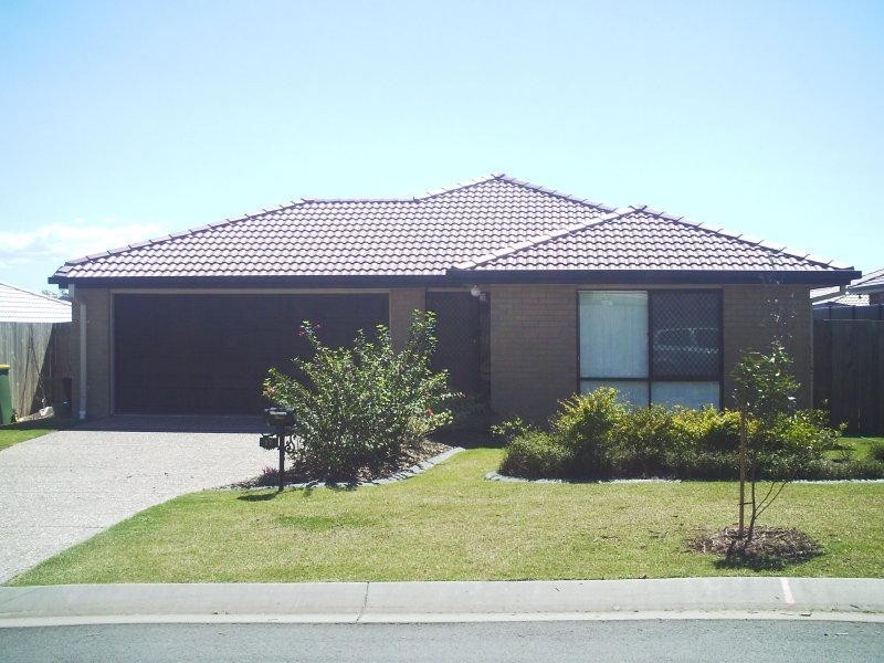17 Crestlea Street, Victoria Point QLD 4165
