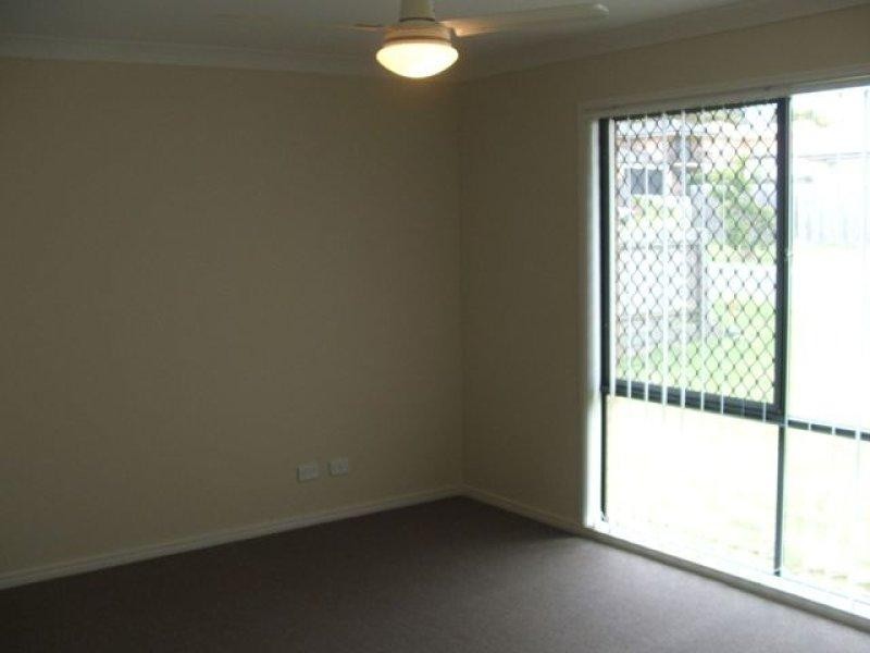 17 Crestlea Street, Victoria Point QLD 4165
