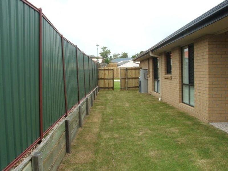 17 Crestlea Street, Victoria Point QLD 4165