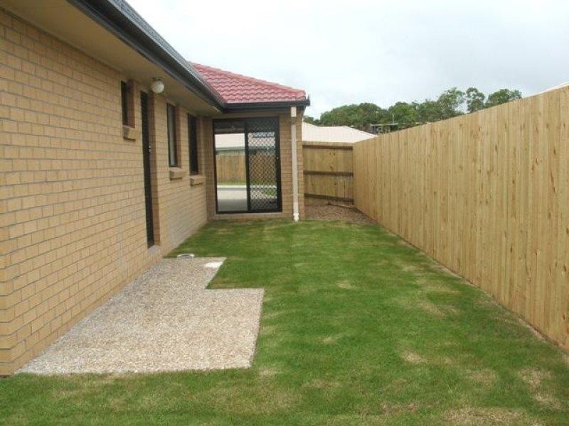 17 Crestlea Street, Victoria Point QLD 4165
