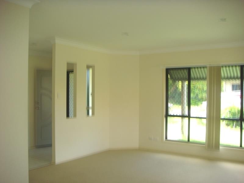 6 Schneid  St, Mudgeeraba QLD 4213