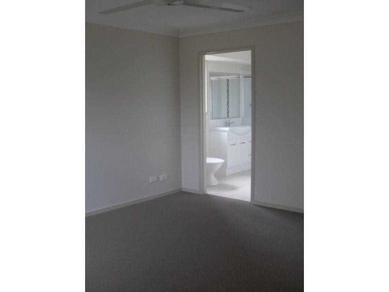 44 Castlewellan  Cct, Warner QLD 4500