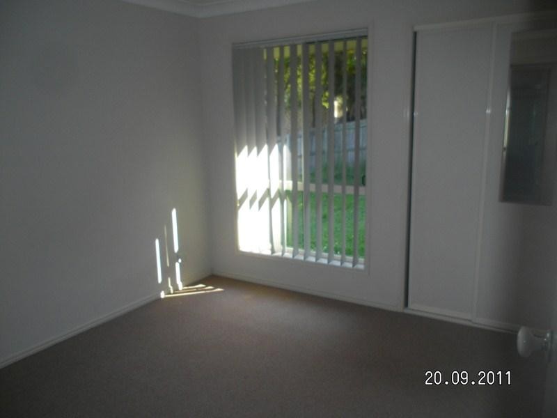 4 Burnier Ct, Shailer Park QLD 4128