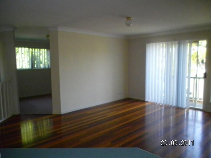 4 Burnier Ct, Shailer Park QLD 4128